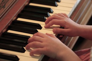 Allianz asegura el talento musical con el patrocinio del Junior Music Camp  