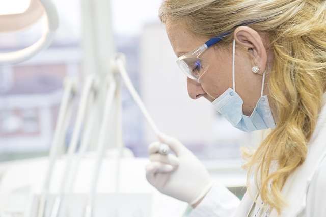 El seguro de salud puede incluir una cadencia para la cobertura dental de 30 días.