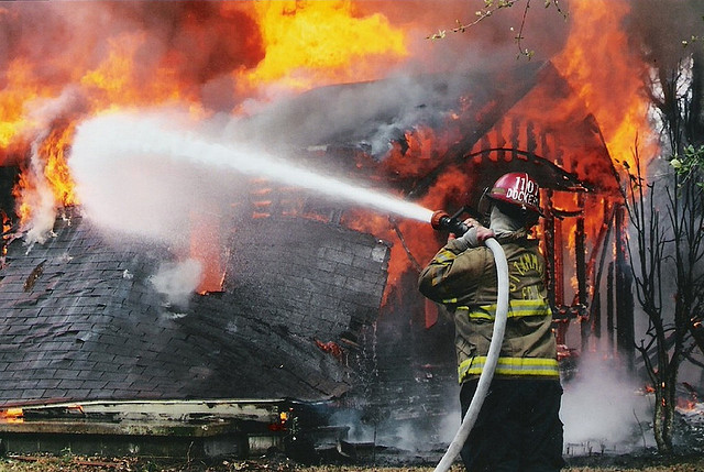 Que en tu seguro de hogar no falte la cobertura de incendios
