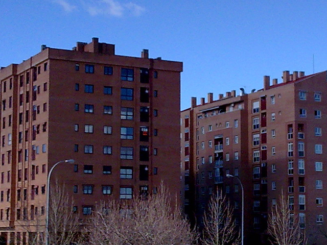 La cobertura por impago es una garantía del seguro de hogar que cubre la falta de pago del inquilino