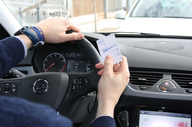 Seguro de Coche: ¿Cubre la póliza a cualquiera que conduzca mi coche?